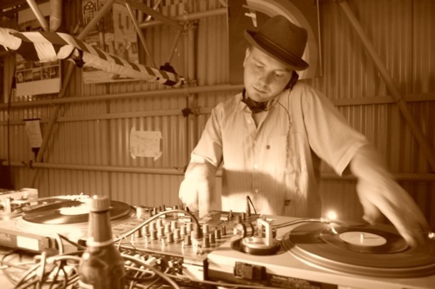 Interview - Hugo Mendez (Soundway, Sofrito, des compiles incroyables) Interview - Hugo Mendez (Soundway, Sofrito, des compiles incroyables)