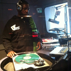 ?uestlove vous offre une playlist en hommage à J-Dilla ?uestlove vous offre une playlist en hommage à J-Dilla