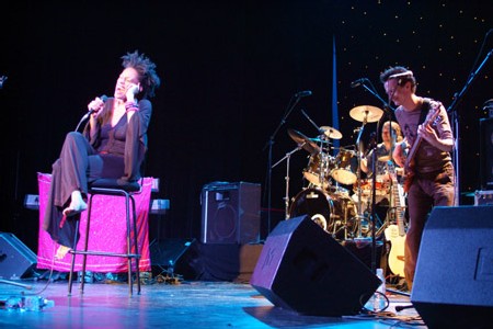 Flore Sparfel - Festival Jazz Enghien les Bains (Juillet 2006) Flore Sparfel - Festival Jazz Enghien les Bains (Juillet 2006)
