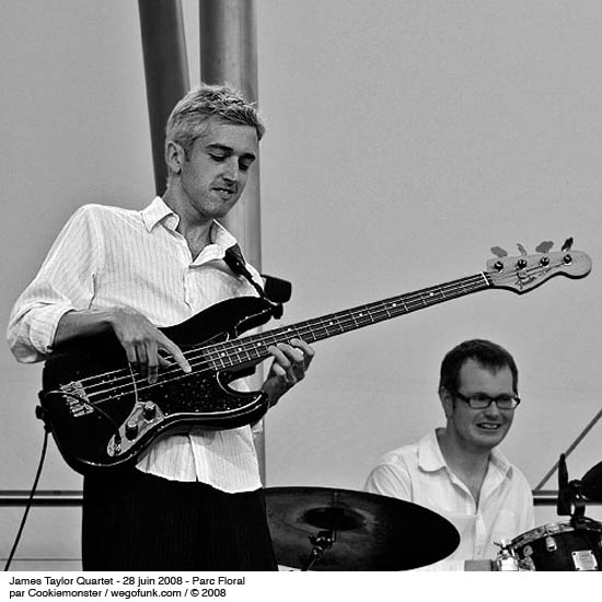 IMG_5071bw.jpg IMG_5071bw.jpg